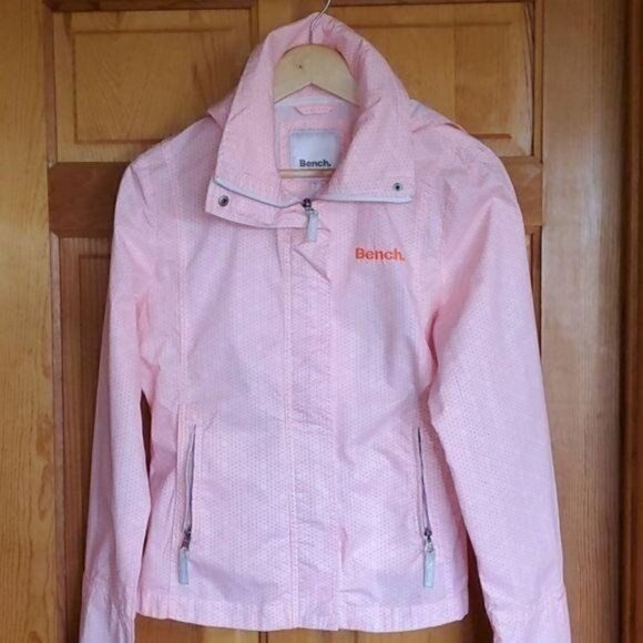 Bench Urbanwear Embroidered & Graphic "BENCH" Pockets Sz L (10) Hooded Jacket - Picture 2 of 15